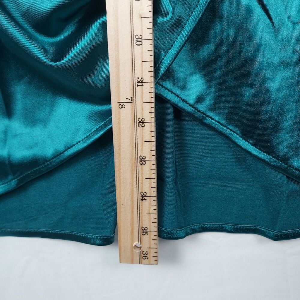 Yajedo Satin V-Neck Dress Size Medium Green Party/Cocktail Long Sleeve New - Picture 6 of 7